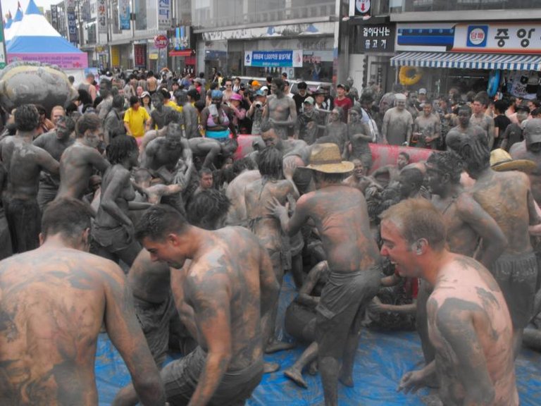 Destination: Boryeong Mud Festival (Daecheon) ()