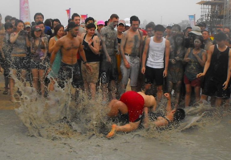 Destination: Boryeong Mud Festival (Daecheon) ()