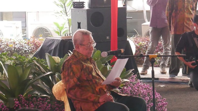 Prof. Dr. Sjarifuddin Baharsjah Menteri Pertanian periode 1993-1998 | Museum Pertanian Bogor Menjadi Wisata Edukasi