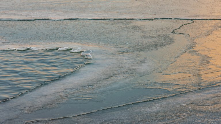 Orange Ice on the Reservoir