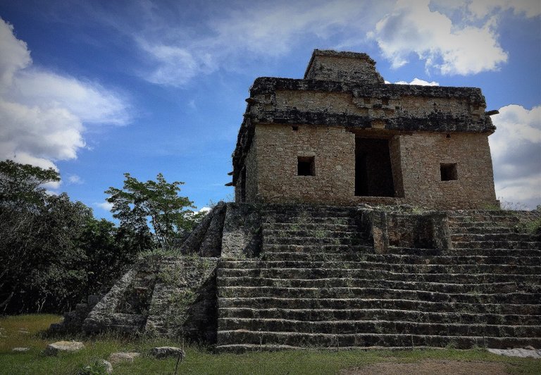 Visit Templo de las Siete Muñecas on the Spring and Fall equinoxes to view the light phenomenon.