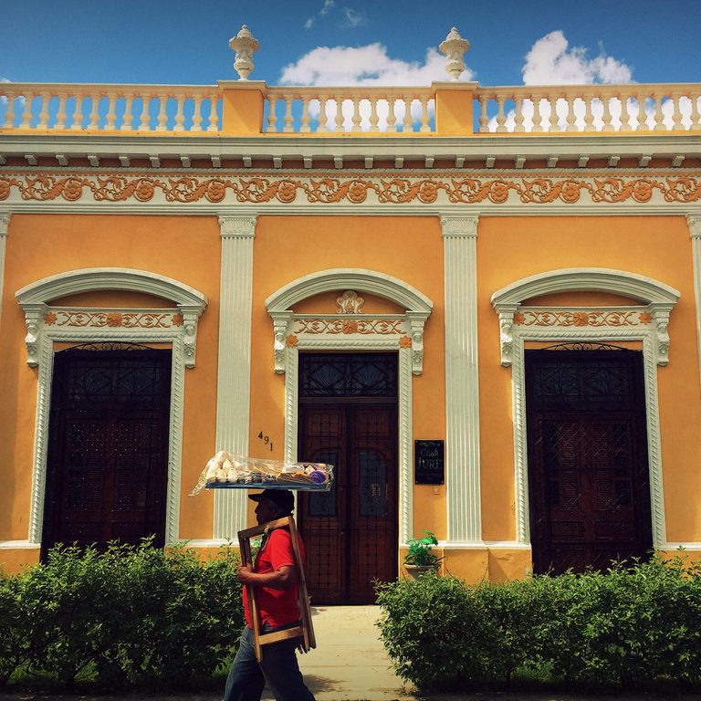 Paseo Montejo, a wide tree-lined avenue lined with elegant homes, is often referred to as Mérida’s “Champs Elysees”.