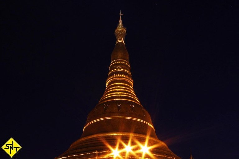 Siga Nossa Trilha - Myanmar - Pagode de Shwedagon