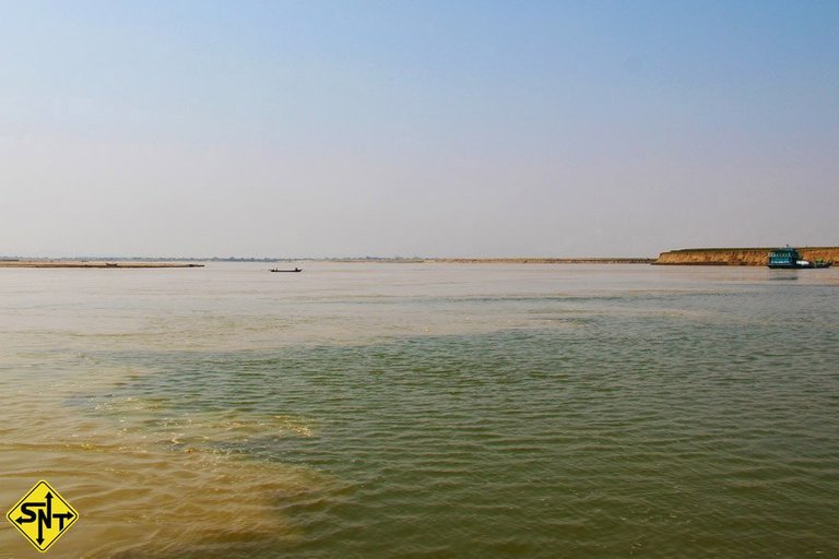  Myanmar - De Mandalay para Bagan de barco - Siga Nossa Trilha