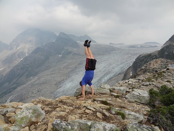 brian-handstand4cb4a.jpg