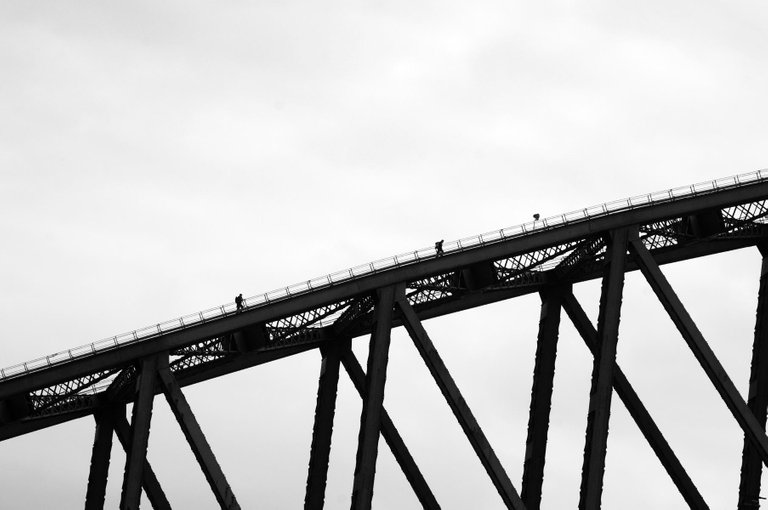 sydney_harbour_bridge_small10d25.jpg