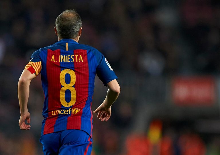 image of iniesta