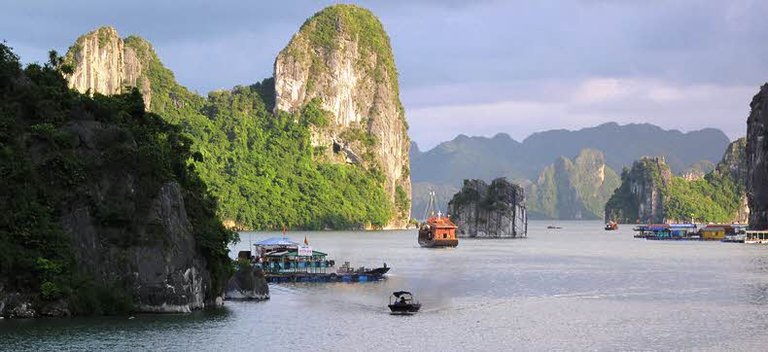 Ha Long Bay