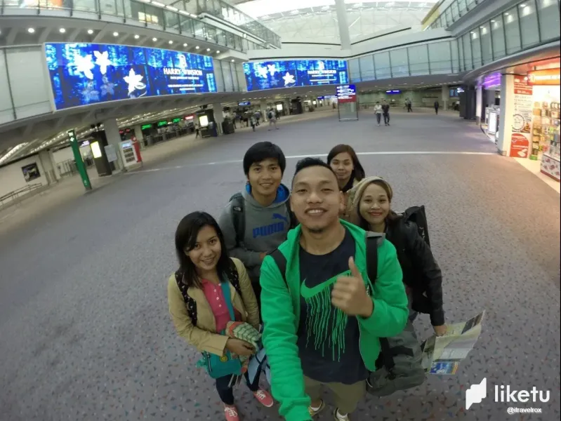 Hong Kong Selfies with Friends and Travelers we Met