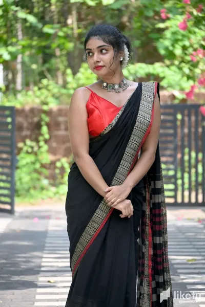 Some beautiful Pictures in Saree and my fav dress. 