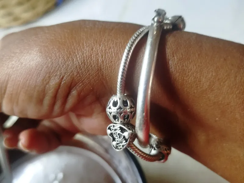 My bracelet, a heart on my wrist [en/es]
