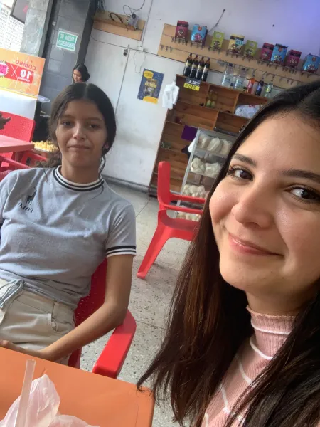 Hermanita tan chiquita 