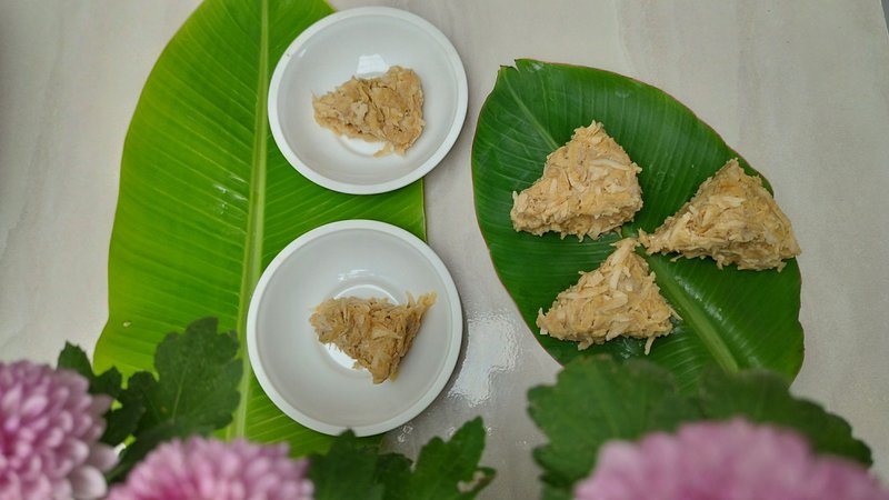Sweet Cake Combination Of Grated Coconut, Banana, and Apple!