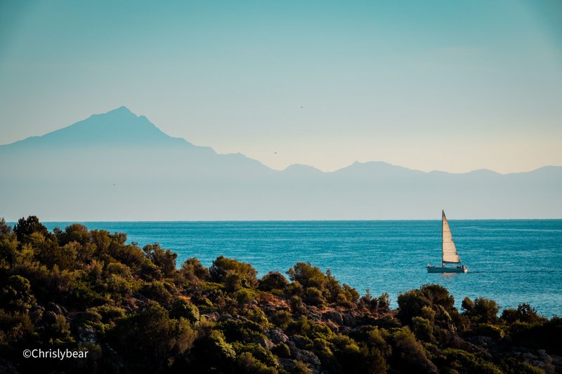 A Play of Colors and Moods (Ein Spiel mit Farben und Stimmungen) - Greece