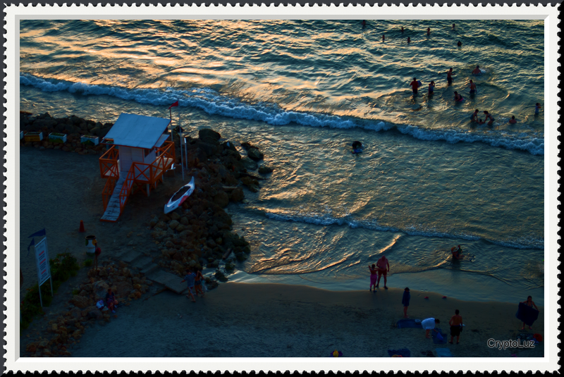 Picture A Day # 143 Beach 24/7 /// Playa 24/7
