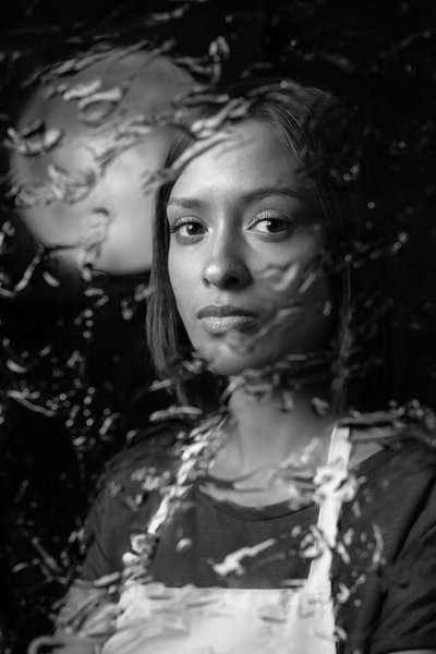 Capturing Raw Emotion: A Photographer's Impression ESP/ENG