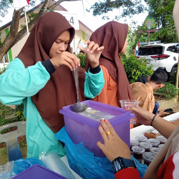 Bazar P5 di sekolah 