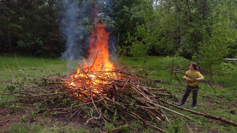 3DP, Dawn Grain Run, The Rain, Utd They Fall, Syrup, Coyote, Bon Fire, Chiefs Lose - Friday