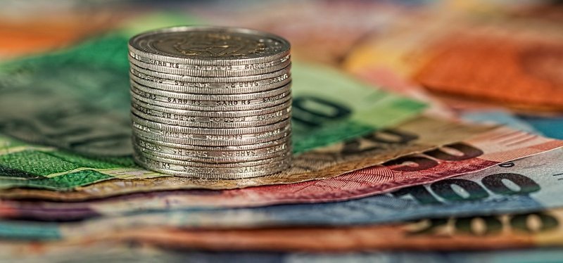 Rethinking Economic Growth: Analyzing Inflation's Necessity According to Economists