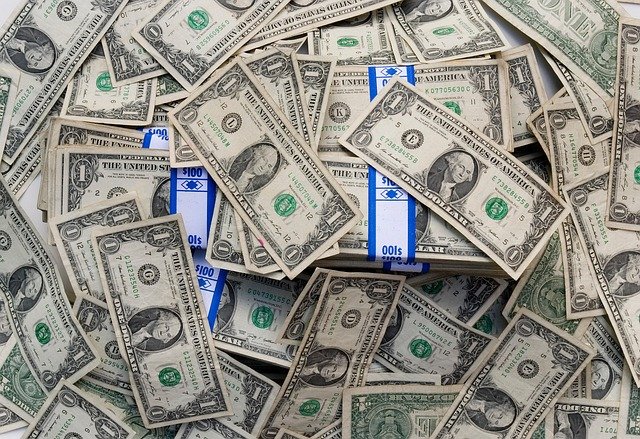 Abundancia y pobreza, ¿Una cuestión de dinero? (SPA-ENG)