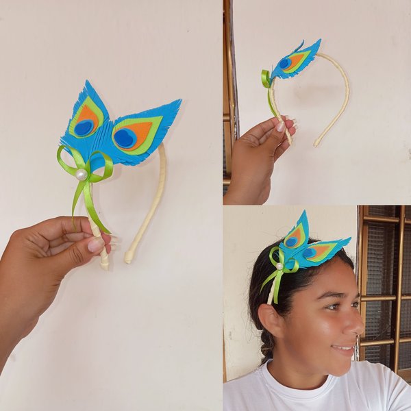 Accesorio decorado con pluma de pavo real | Peacock feather decorated accessory 