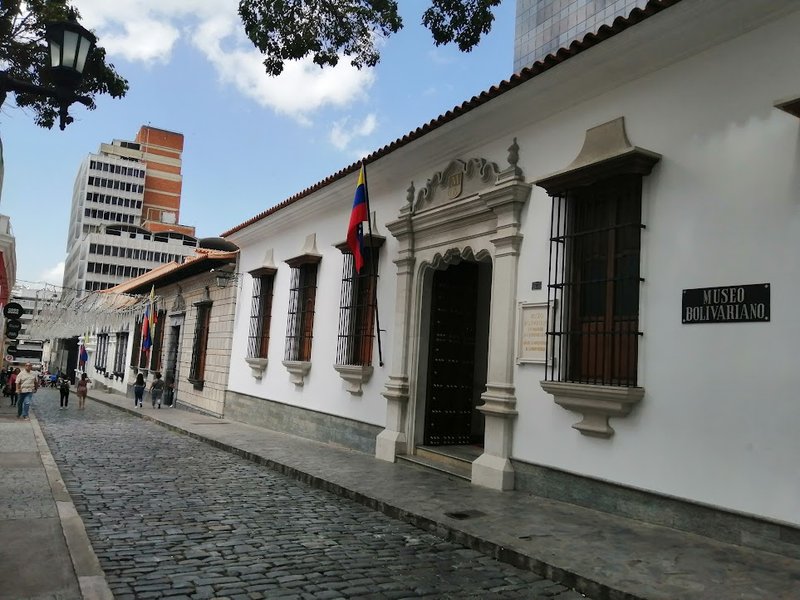 Bolivarian Historical Museum of Caracas - Cultural and historical journey [Eng][Esp]