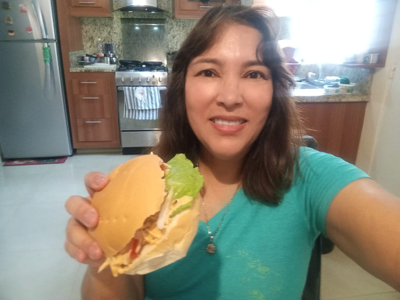 Receta: Hamburguesas de Filete de Pechuga de Pollo para un Almuerzo de Domingo  (ESP/ENG)