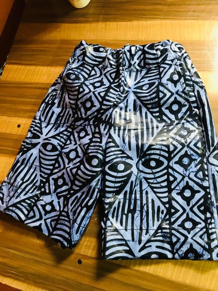 How to cut and sew a palazzo pant trousers for a baby.  My neighbor babies birthday outfit design 