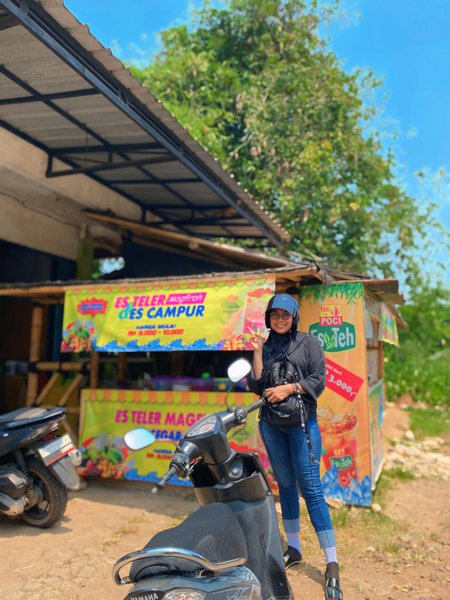 Ice drink lovers must try this, Es Teler MAGHFIROH