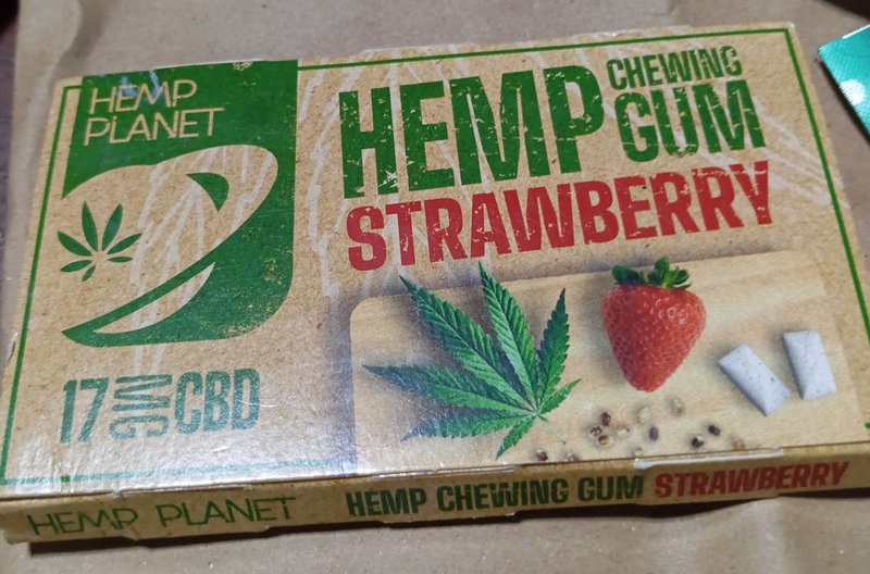 Hemp Chewing Gum and Relaxing While It Lasts
