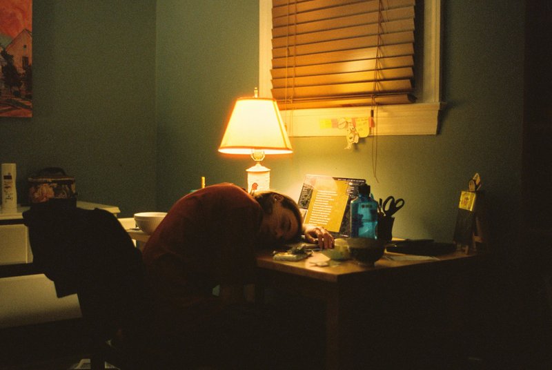 Unplug to Recharge: Managing Screen Fatigue in a Hyperconnected World