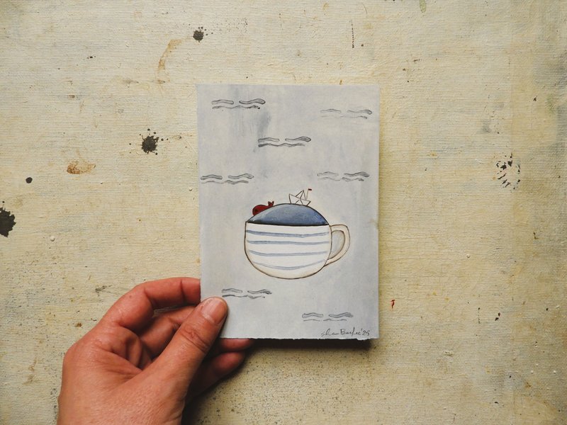 The sea inside a cup. 
