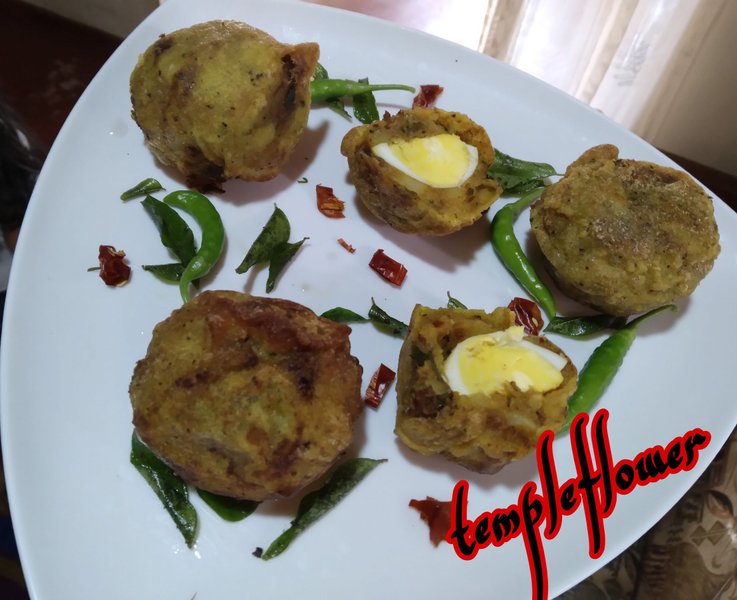 Egg Bonda' is a wonderful dish to fill your short hunger pangs.