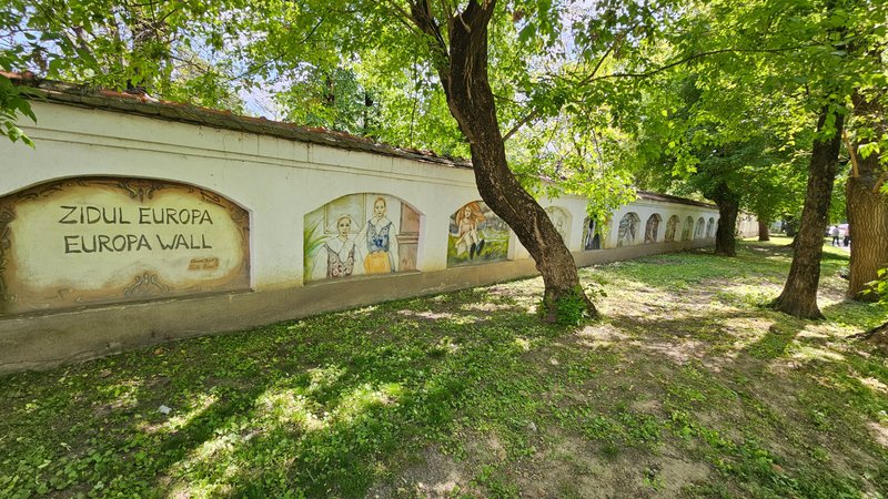 Europa Wall, street art taken to another level in the center of Craiova