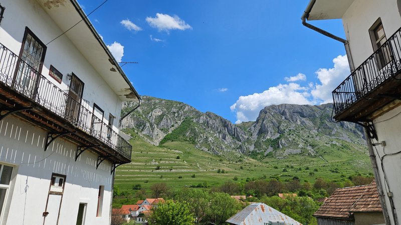 Let's explore the Ethnographic Museum in the village where the sun rises twice ,           RIMETEA, ALBA county, ROMANIA