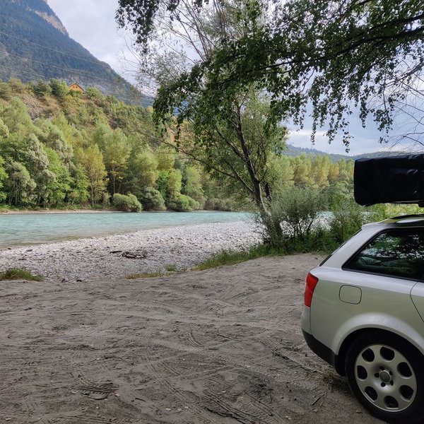 verschlafener Privatstrand am Flussbett des Durance - Tag 14 // Sleepy private beach on the riverbed of the Durance - Day 14