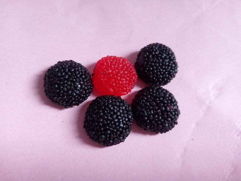 Sweetest PhotoGraphy of BERRIES Made of Jellies @SweetsForKids