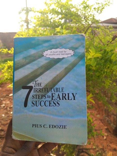 Éxito temprano: 7 pasos,un texto imprescindible (ENG/ESP)Early success, 7 steps, a must read text .