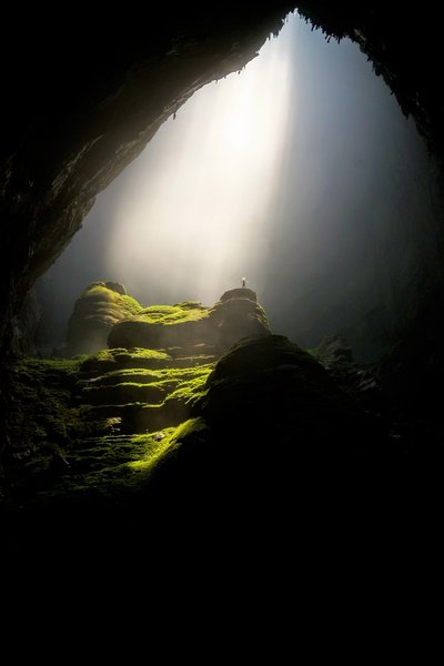 The Hidden Well / El Pozo Escondido. (Eng-Esp)