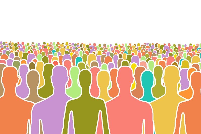 Controlling population through incentives 