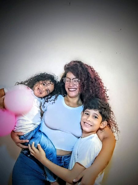 traveling alone or as a family: LOH 238