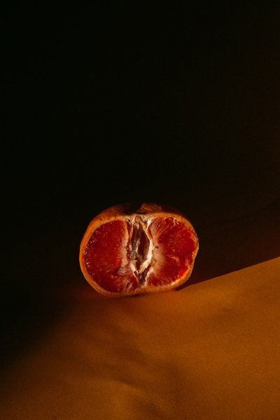 Hasta el punto donde te enciendes / The point where you ignite (poema Esp/Eng)