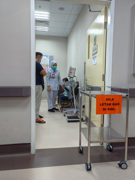 When the doctor scheduled the surgery, my daughter always felt unwell beforehand.
