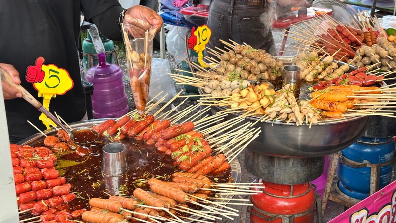 Little market walk with family and ingredient hunting for dinner