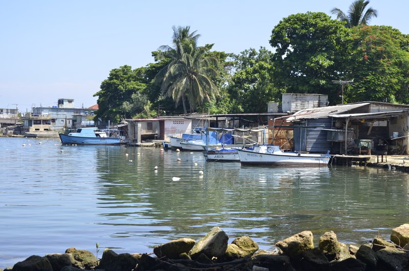 Nature and tradition: a town next to the sea