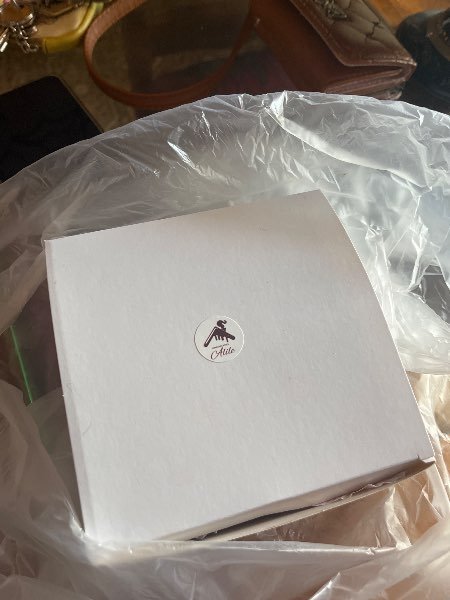 I visited Chocolate Salile & paid Hive Dollars & here is my review