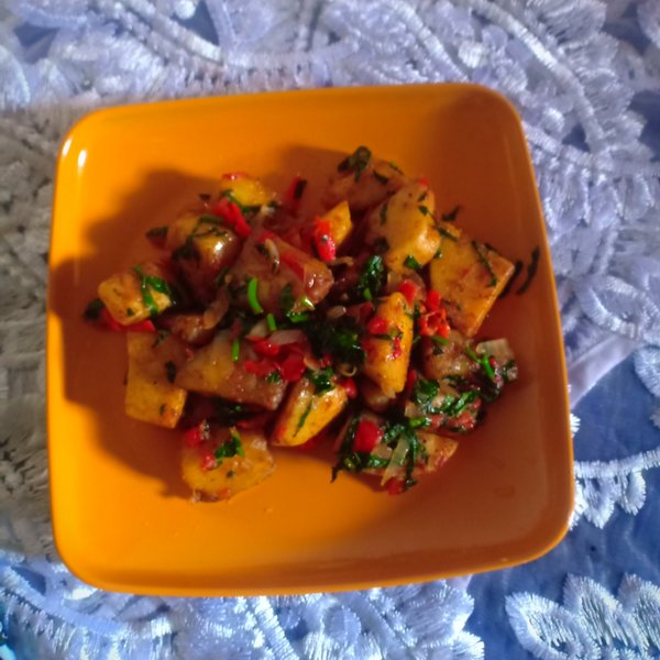 Well Garnished Yam And Potato served For Breakfast 