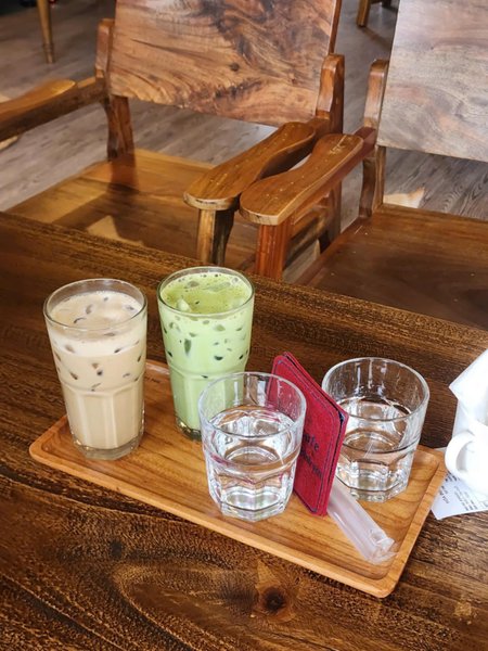 Tiny Coffee – book cafe