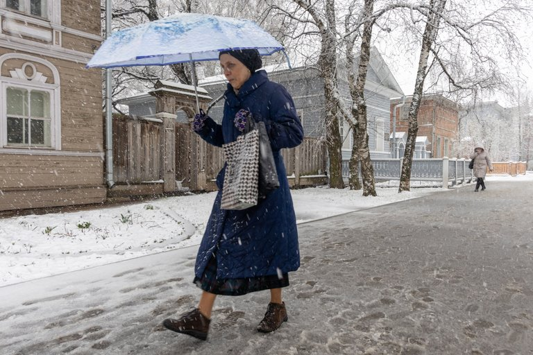 Crazy snowstorm. Preview