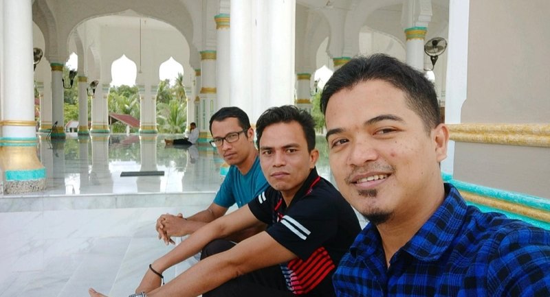 Moments with Friends